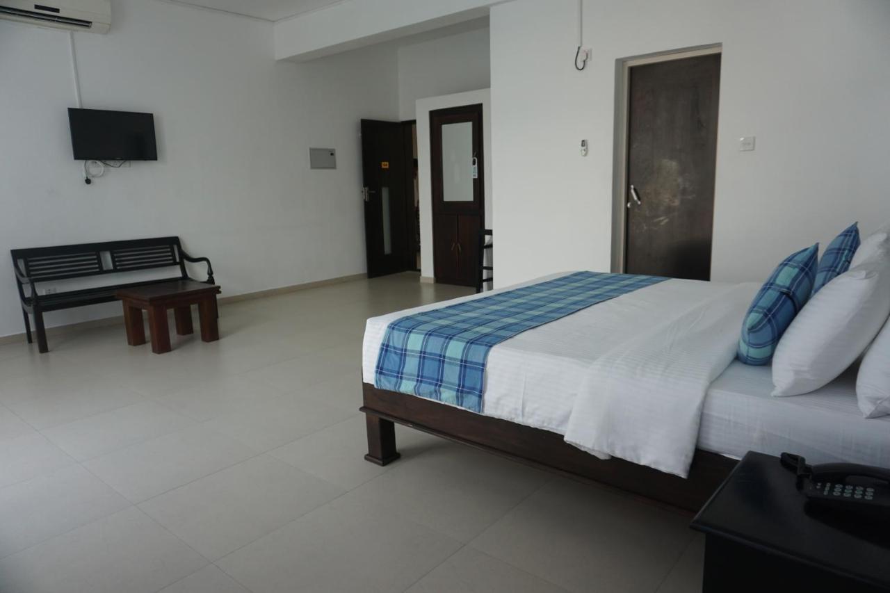 Twenty Two Binaweli Hotel Weligama Eksteriør billede